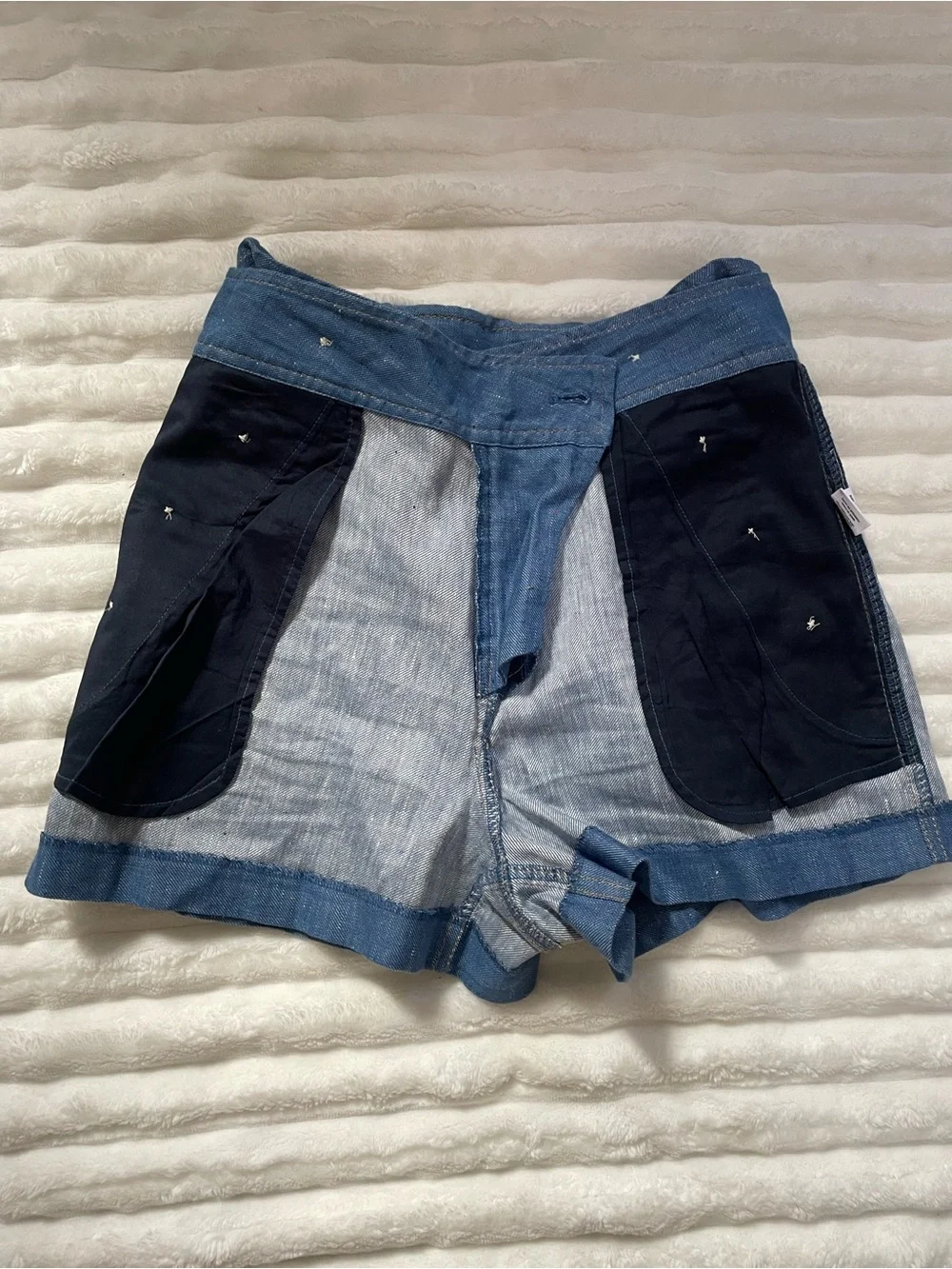 10 Crosby Derek Lam Light Blue Sailor Button High-Waist Shorts - Picture 14 of 16